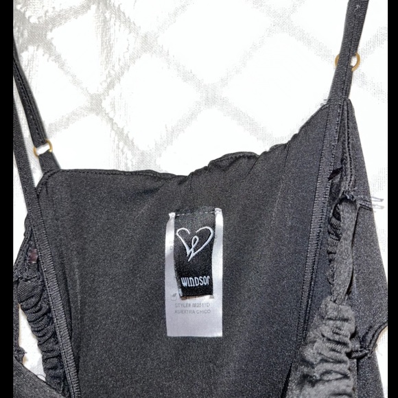 Windsor black body con dress - Picture 4 of 4